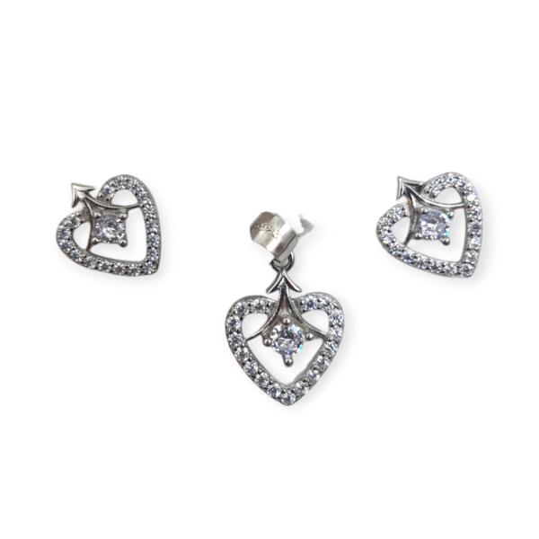 925 Sterling Silver Pendant Set in Heart Shape with Zerkons